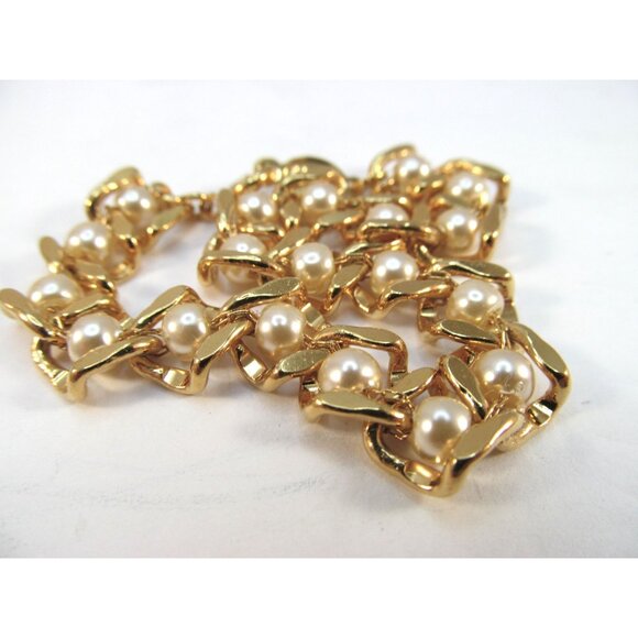 Vintage Napier Goldtone Faux Pearl Link Bracelet - Picture 8 of 9